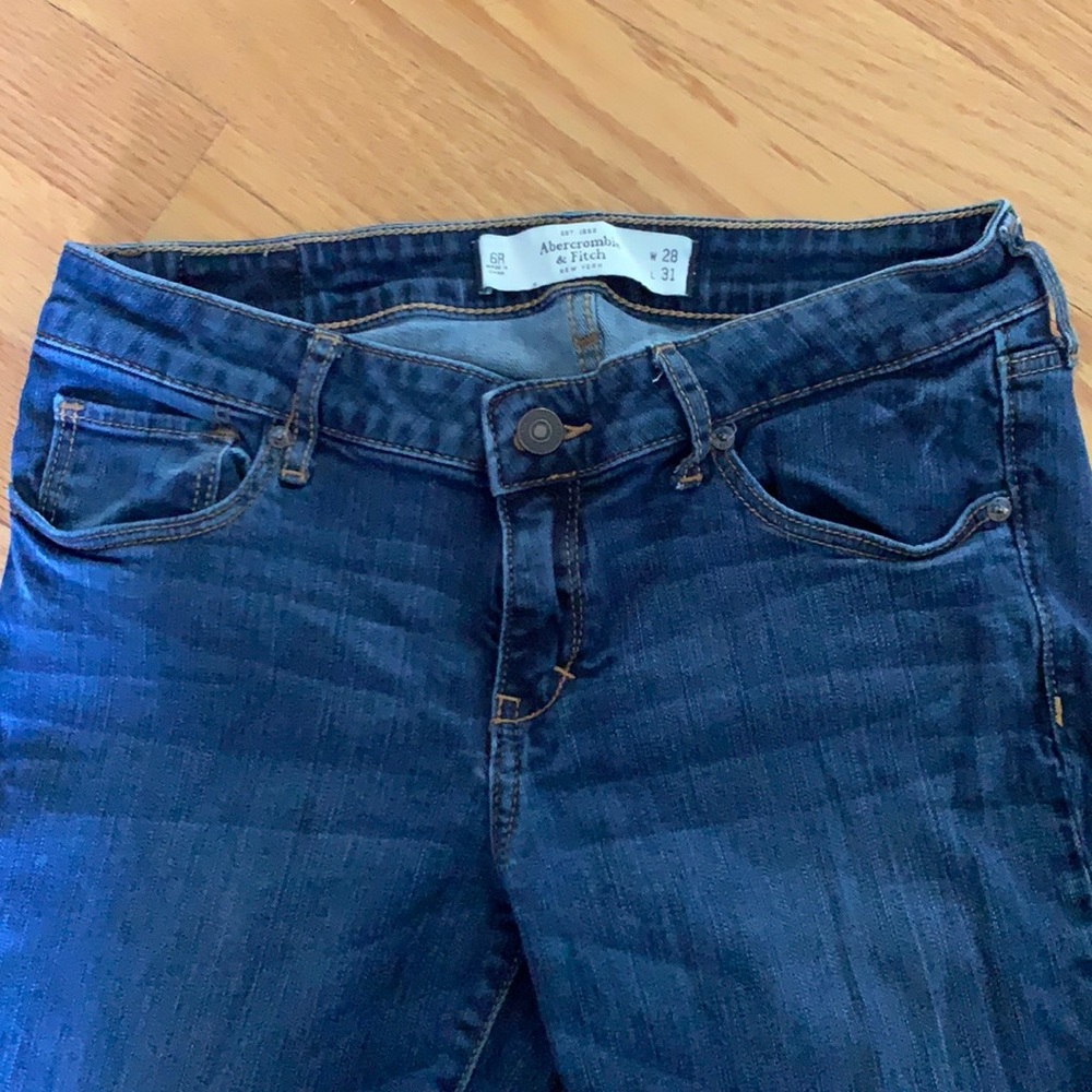 Women’s super skinny jeans